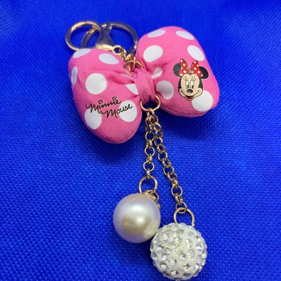 Minnie Bright Pink embellished keychain - Picture 5 of 6